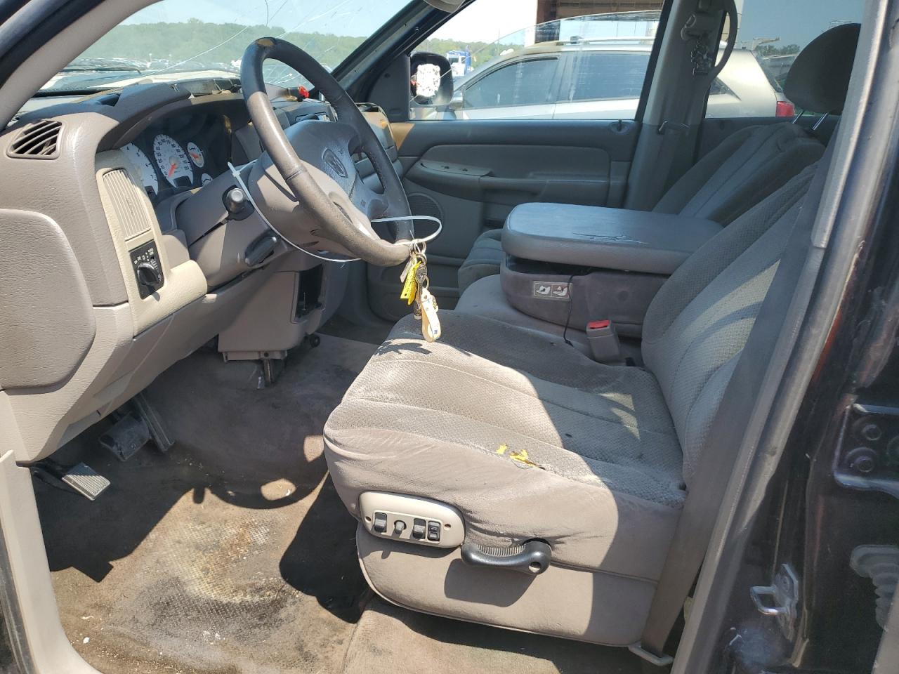 2002 Dodge Ram 1500 VIN: 1D7HA18N02S631740 Lot: 68253995