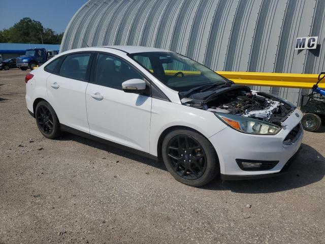  FORD FOCUS 2016 Белы