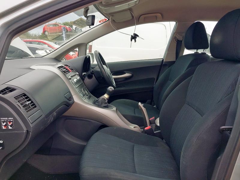 2008 TOYOTA AURIS TR