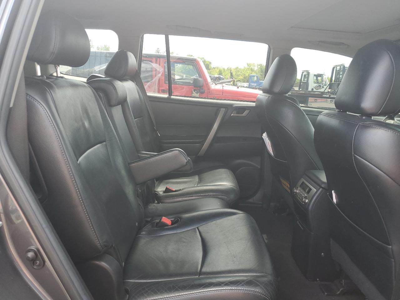 2010 Toyota Highlander Se VIN: 5TDJK3EH2AS035572 Lot: 70345585