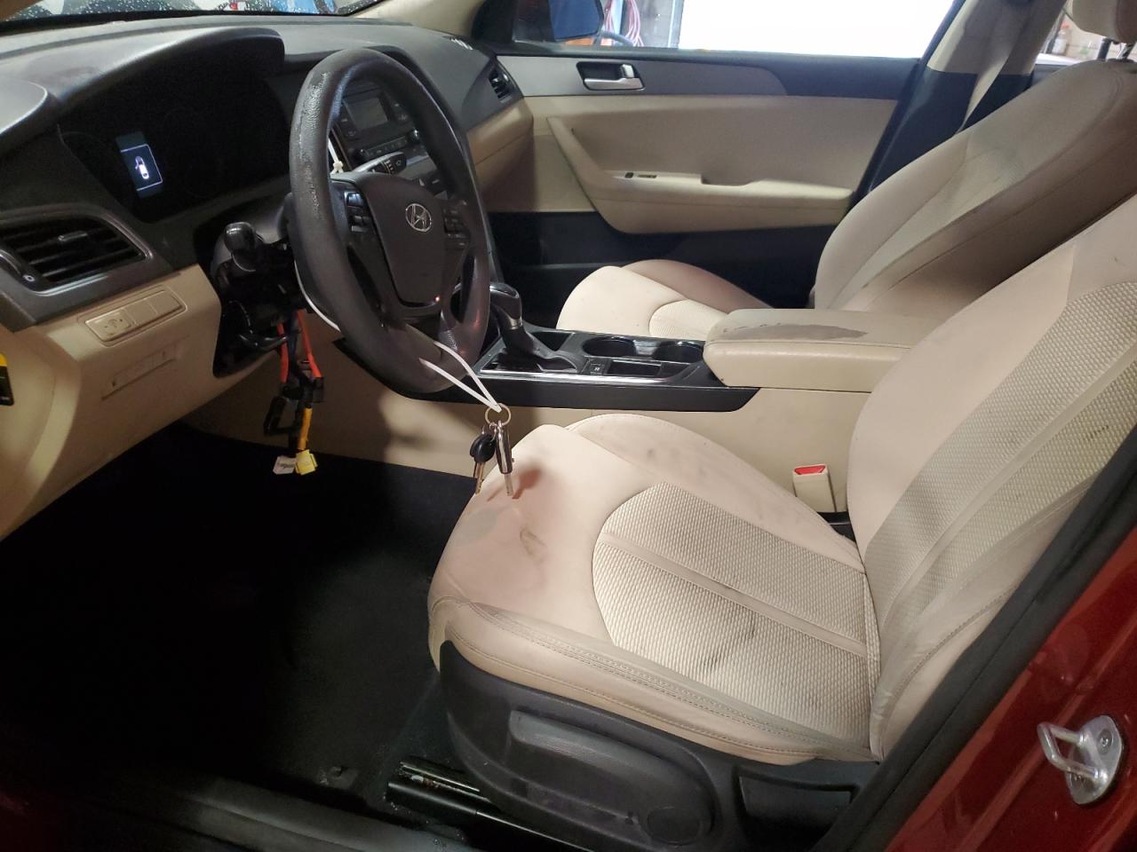 2015 Hyundai Sonata Se VIN: 5NPE24AFXFH095947 Lot: 84903345