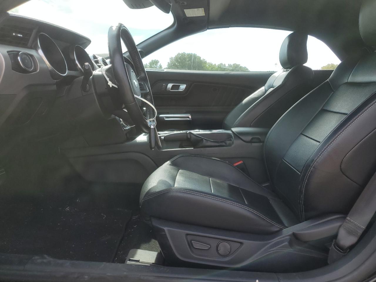 2022 Ford Mustang VIN: 1FATP8UH4N5119810 Lot: 70288465