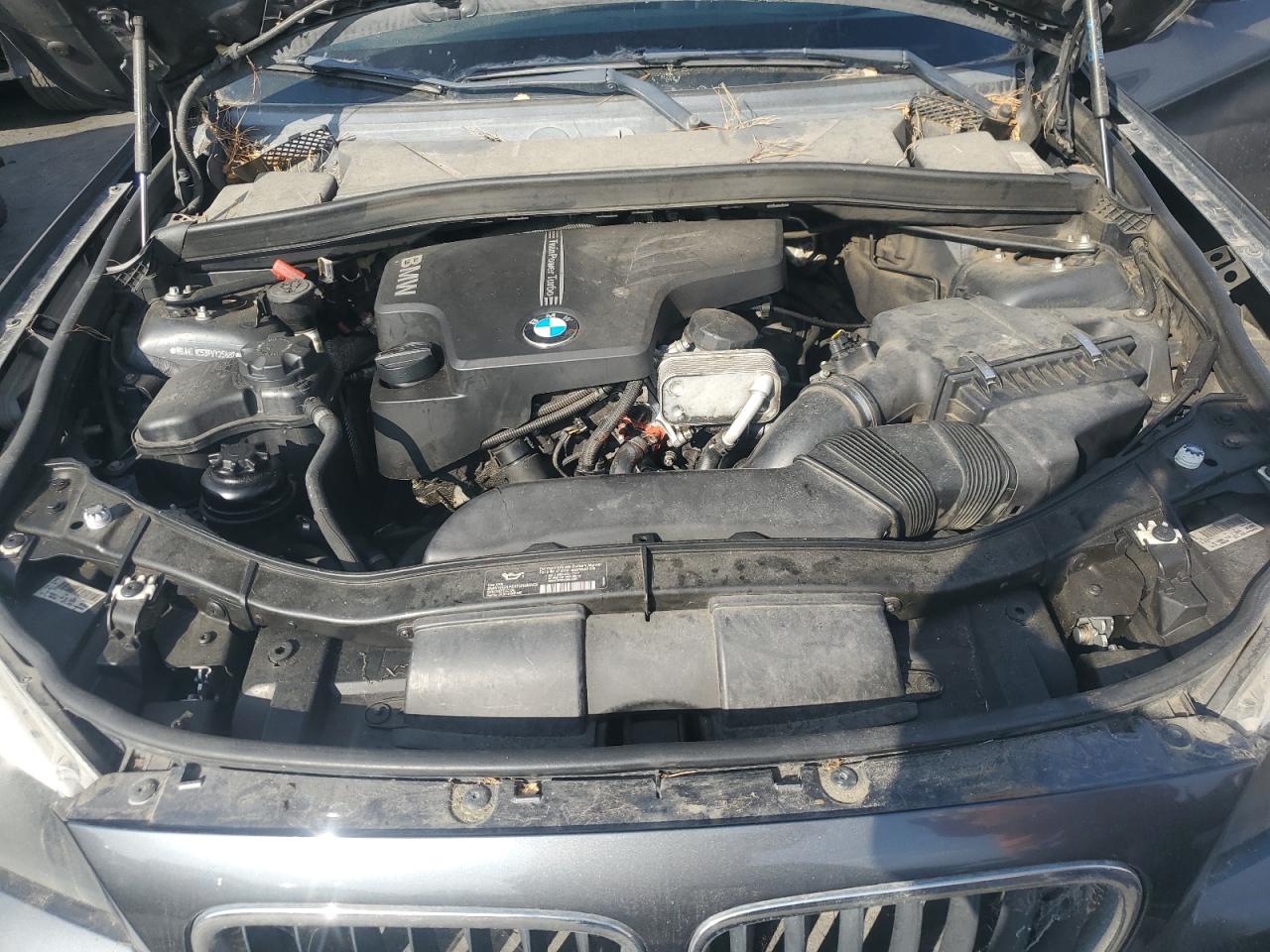 2015 BMW X1 xDrive28I VIN: WBAVL1C53FVY25887 Lot: 70846475