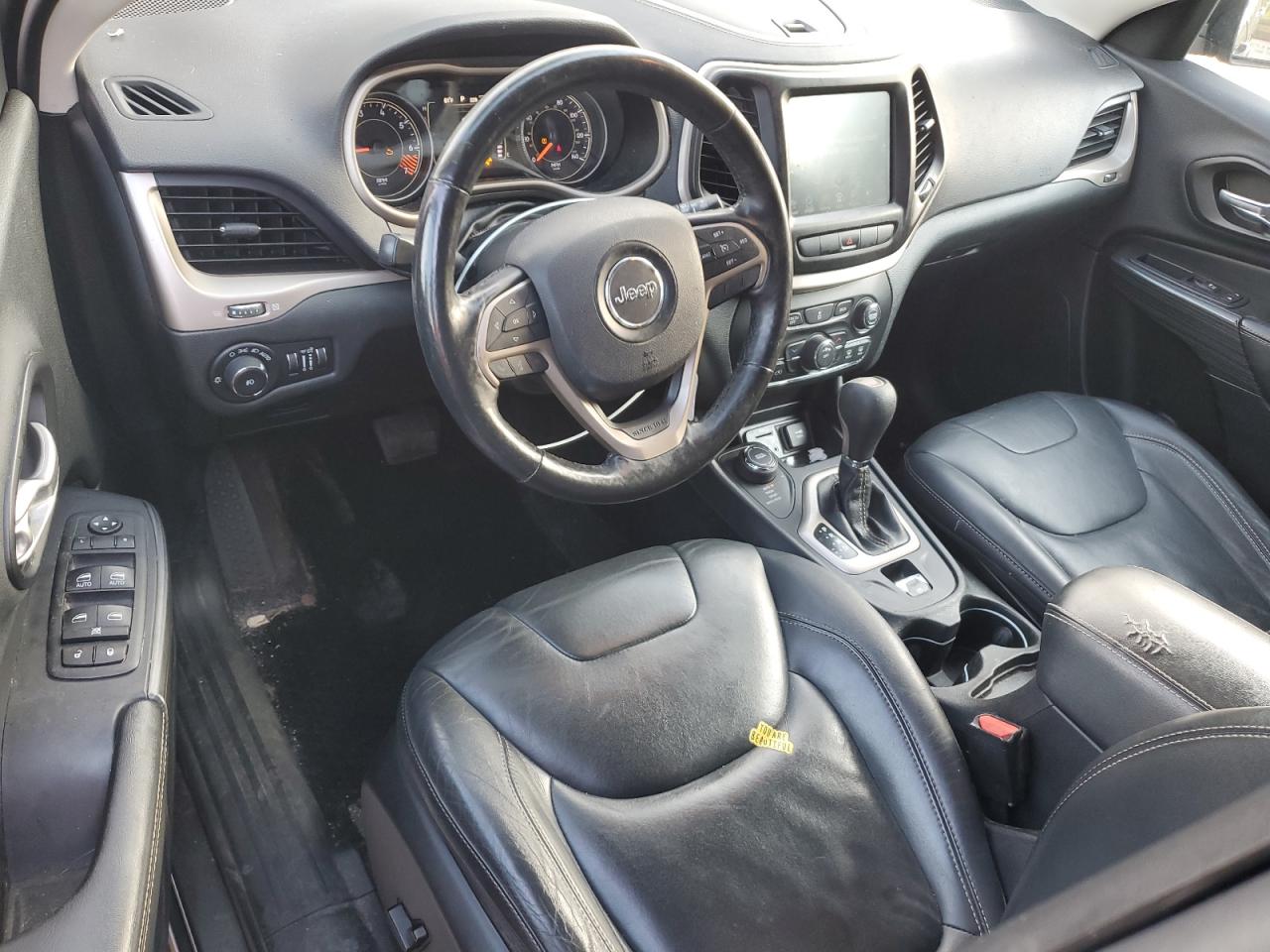 2015 Jeep Cherokee Latitude VIN: 1C4PJMCB5FW614807 Lot: 70400555