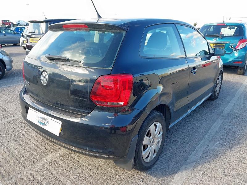 2012 VOLKSWAGEN POLO S