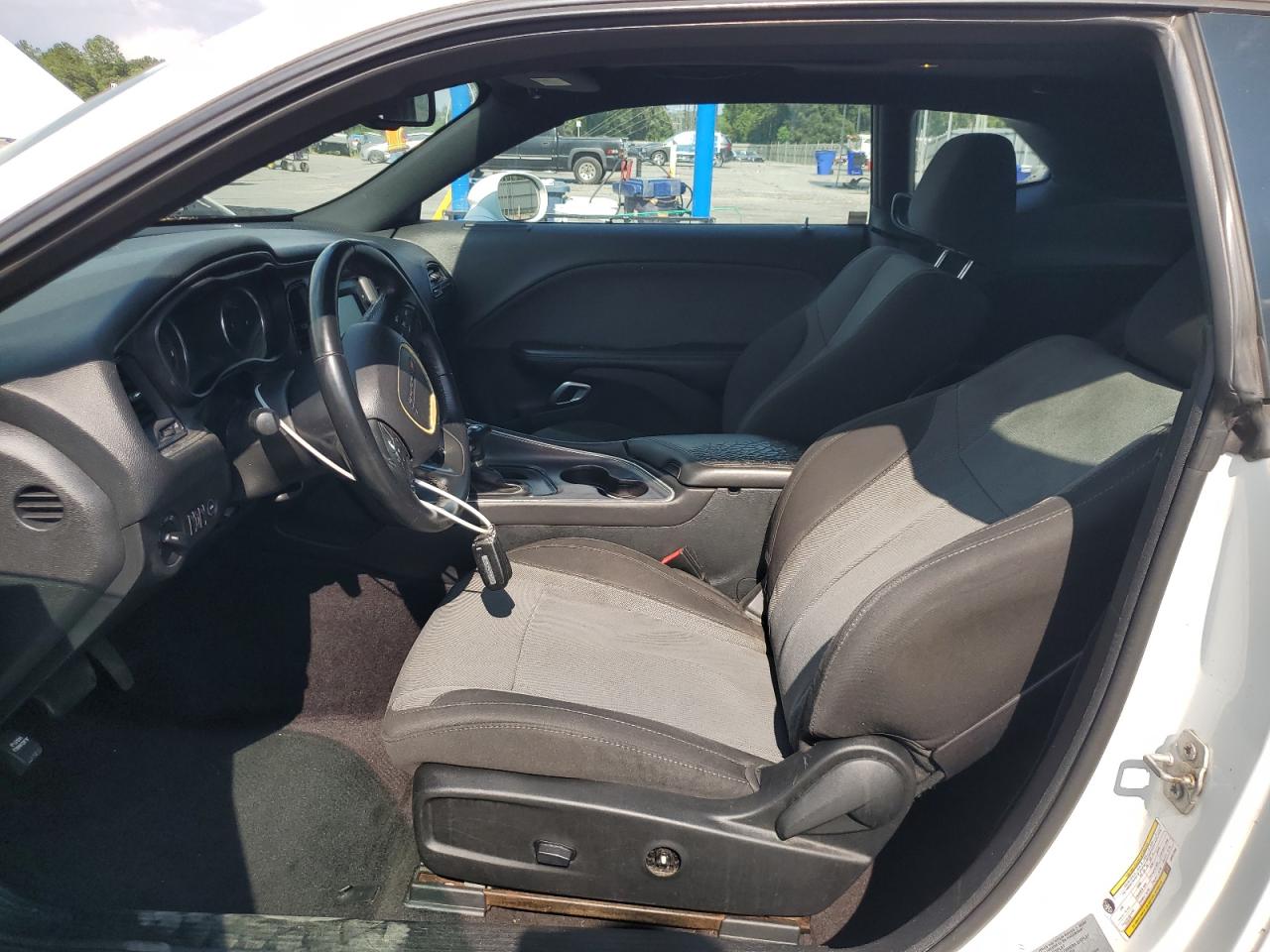 2016 Dodge Challenger Sxt VIN: 2C3CDZAG1GH321590 Lot: 69590445