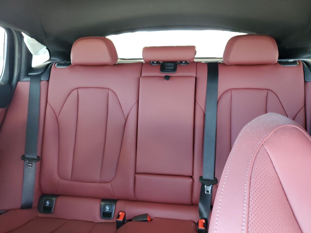 2024 BMW X4 xDrive30I VIN: 5UX33DT00R9X53946 Lot: 68247685