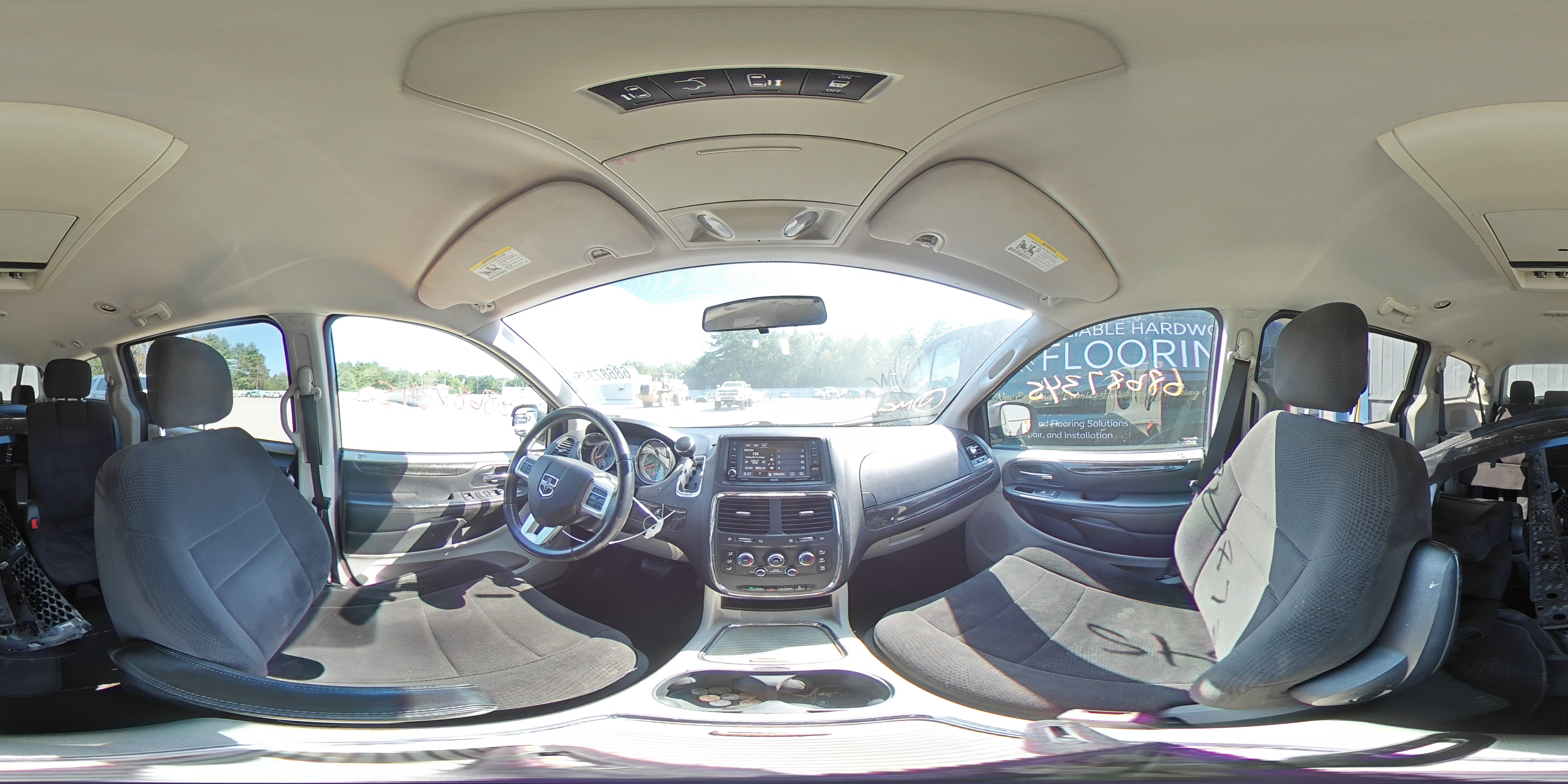 2013 Dodge Grand Caravan Sxt VIN: 2C4RDGCGXDR718759 Lot: 68687345