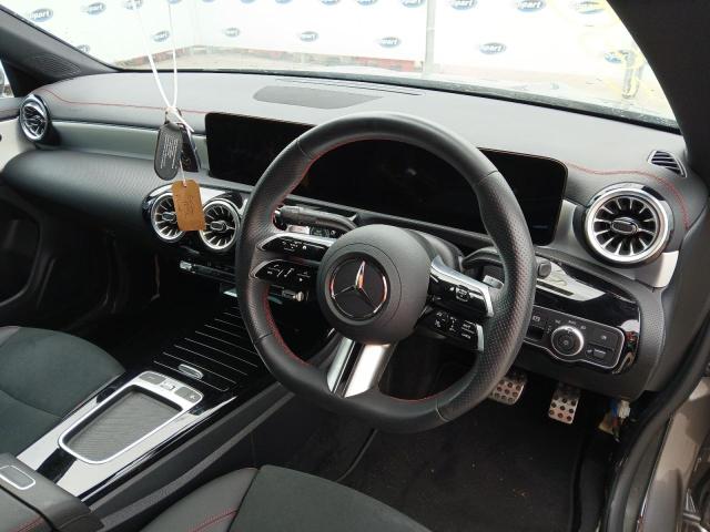 2024 MERCEDES BENZ CLA 200 AM