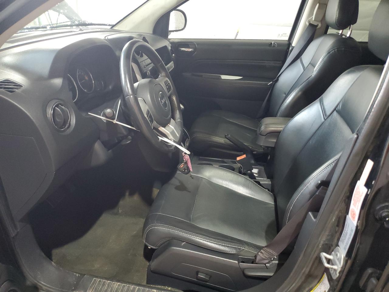 2017 Jeep Compass Latitude VIN: 1C4NJDEB8HD101067 Lot: 67847755