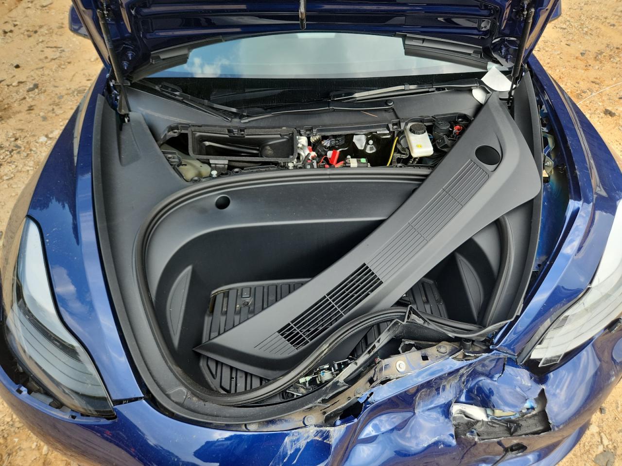 2023 Tesla Model 3 VIN: 5YJ3E1EA7PF686653 Lot: 69790755