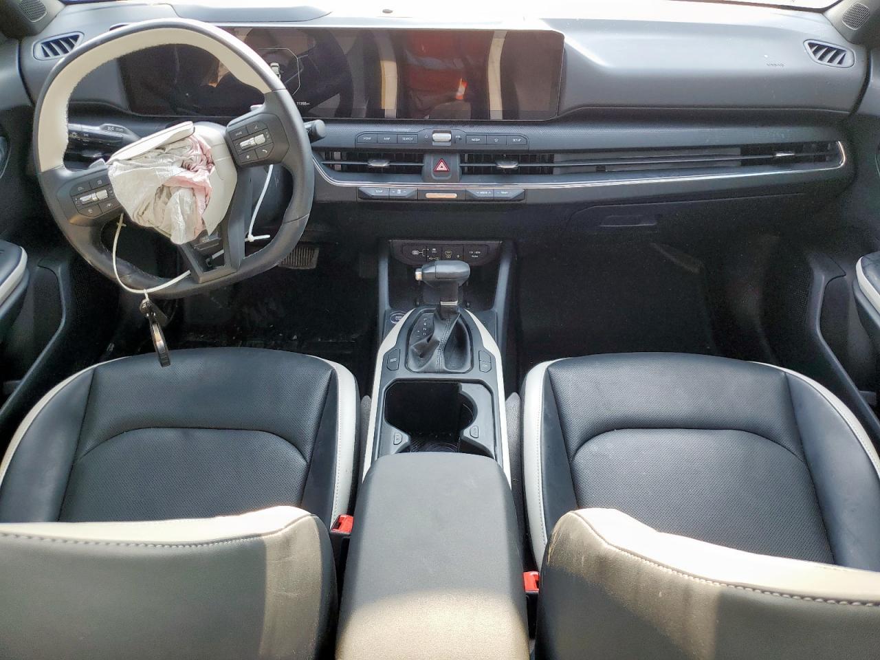 2025 Kia K4 Gt Line VIN: 3KPFW4DE8SE043890 Lot: 67405785