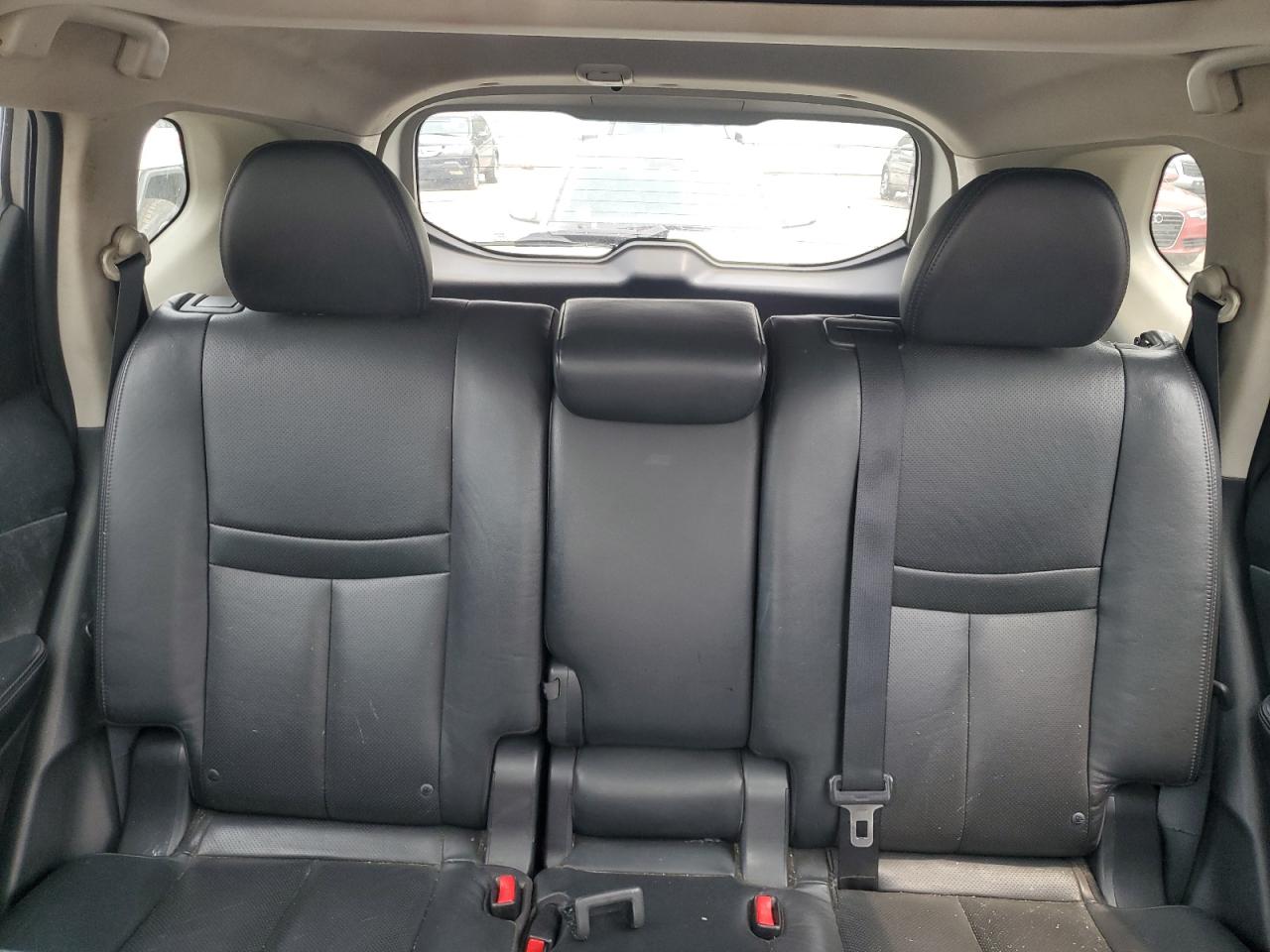 2015 Nissan Rogue S VIN: 5N1AT2MV3FC831654 Lot: 67611005