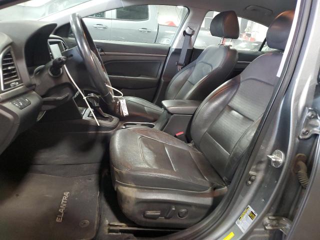  HYUNDAI ELANTRA 2017 Серый