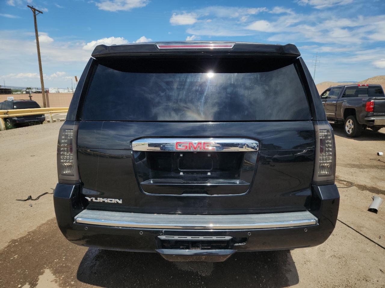 2016 GMC Yukon Denali VIN: 1GKS1CKJ9GR347110 Lot: 70535885