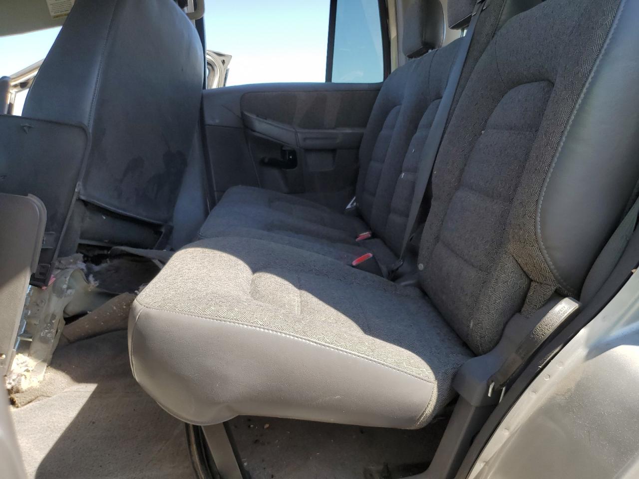 2004 Ford Explorer Xls VIN: 1FMZU72K74ZB06087 Lot: 69496875