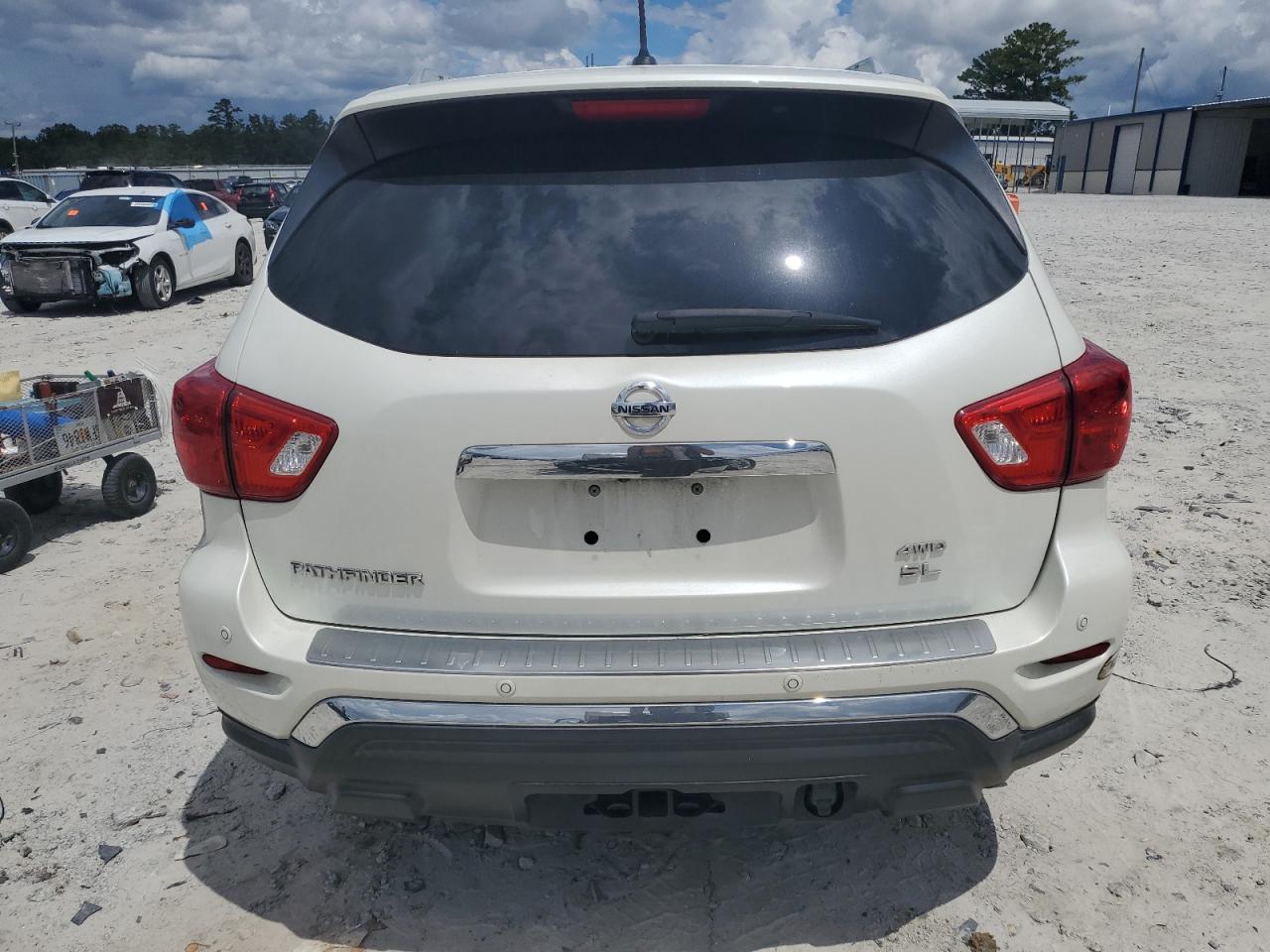 2017 Nissan Pathfinder S VIN: 5N1DR2MM0HC643034 Lot: 68750555