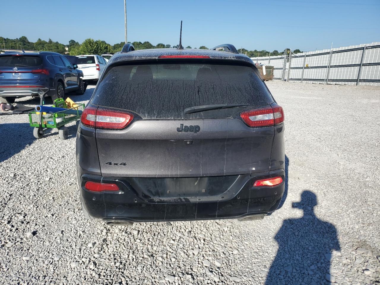 2018 Jeep Cherokee Latitude VIN: 1C4PJMCX5JD614029 Lot: 70627805