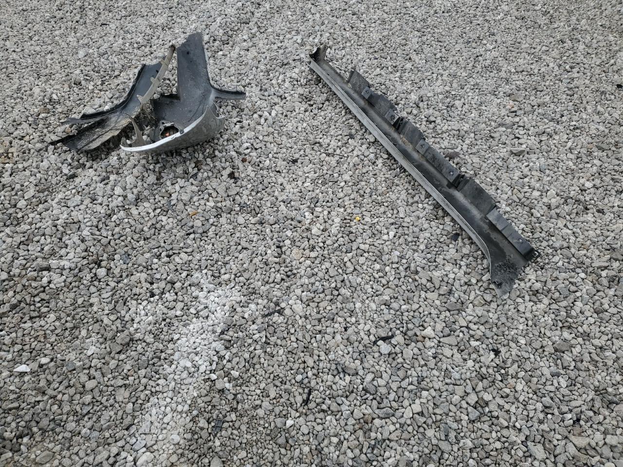 2010 Toyota Camry Base VIN: 4T1BF3EK8AU037774 Lot: 68118885