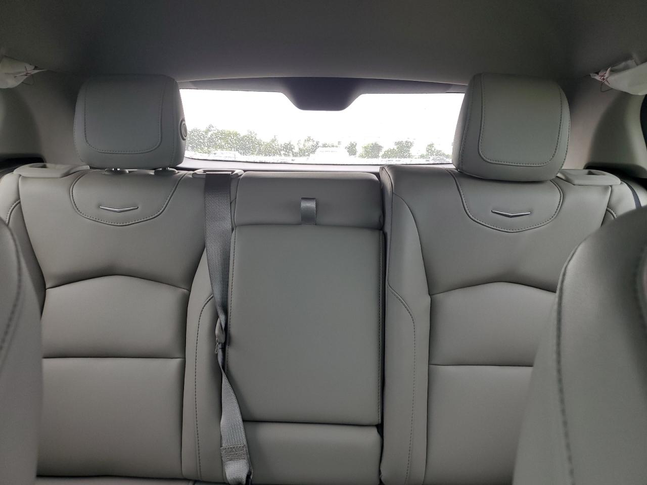 2023 Cadillac Xt4 Luxury VIN: 1GYAZAR45PF107584 Lot: 70007255