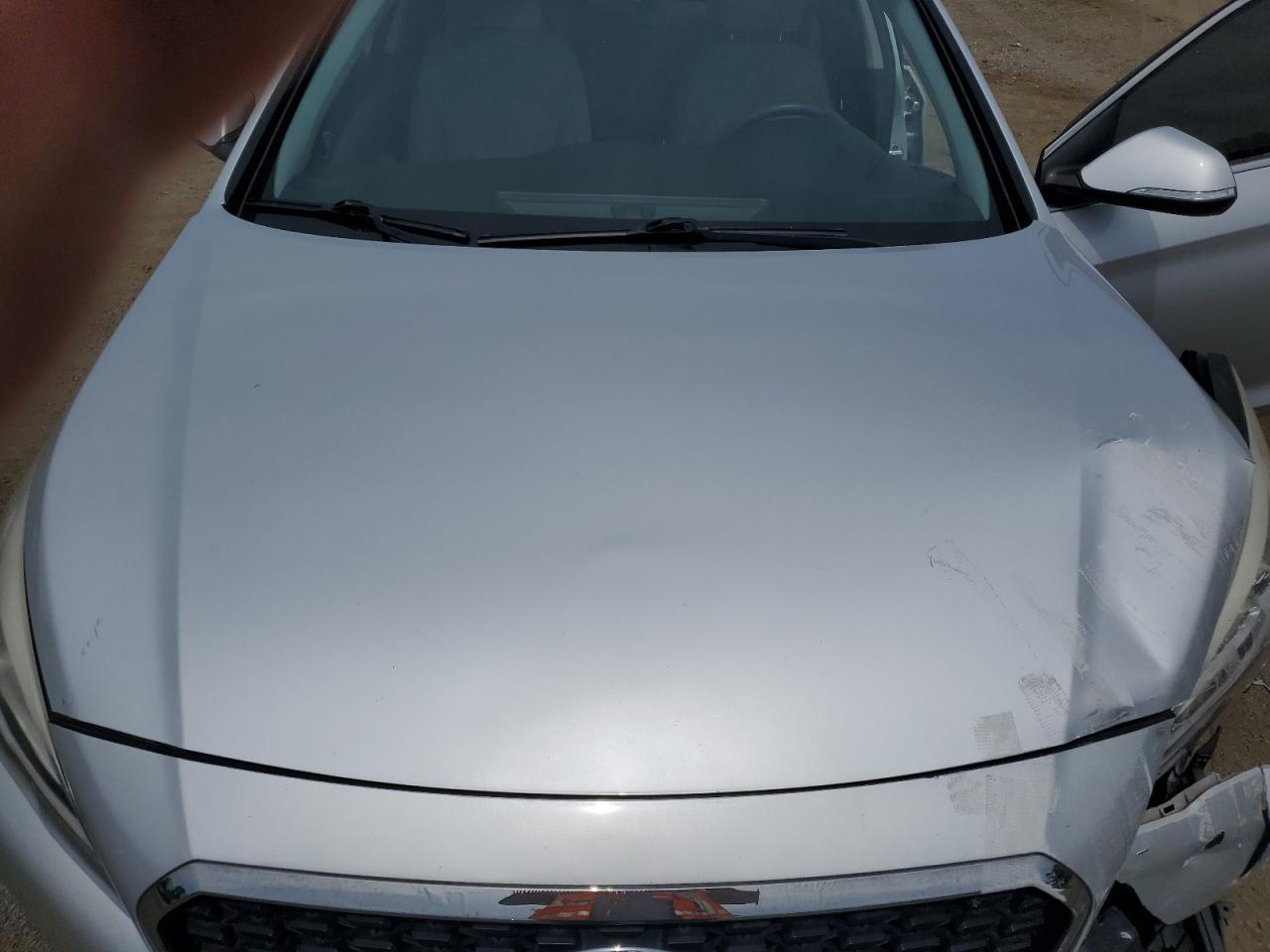 2016 Hyundai Sonata Hybrid VIN: KMHE24L11GA025260 Lot: 67170645