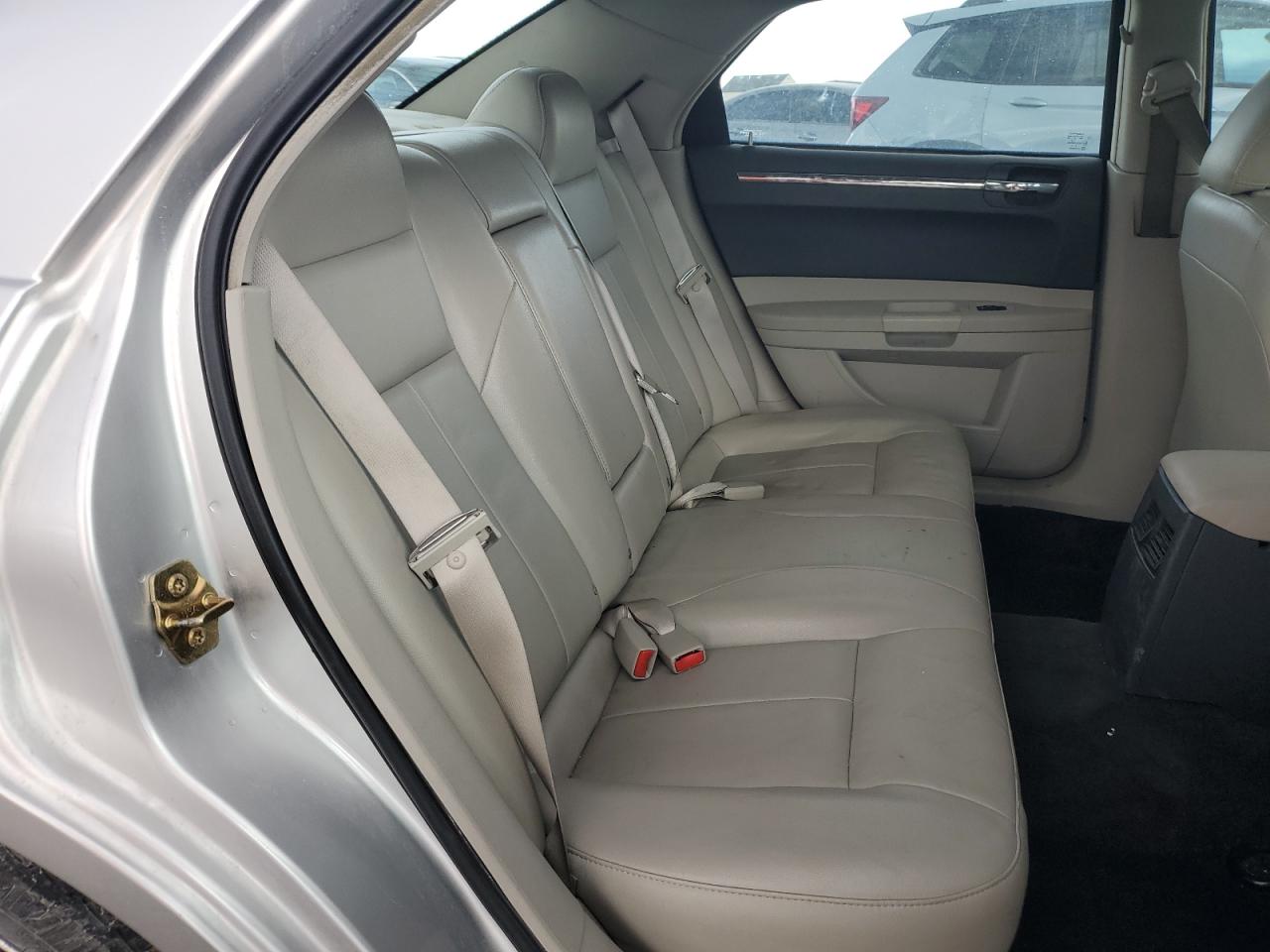 2006 Chrysler 300 Touring VIN: 2C3KA53G56H523678 Lot: 70673245