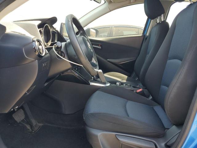  TOYOTA YARIS 2018 Granatowy