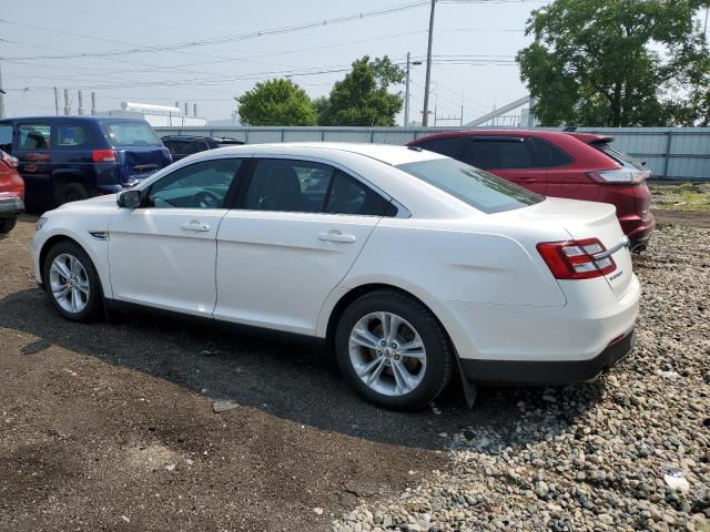  FORD TAURUS 2017 Белы