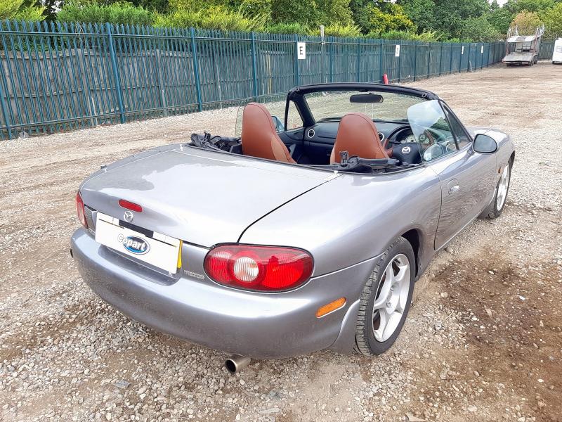 2002 MAZDA MX-5 PHOENIX SE