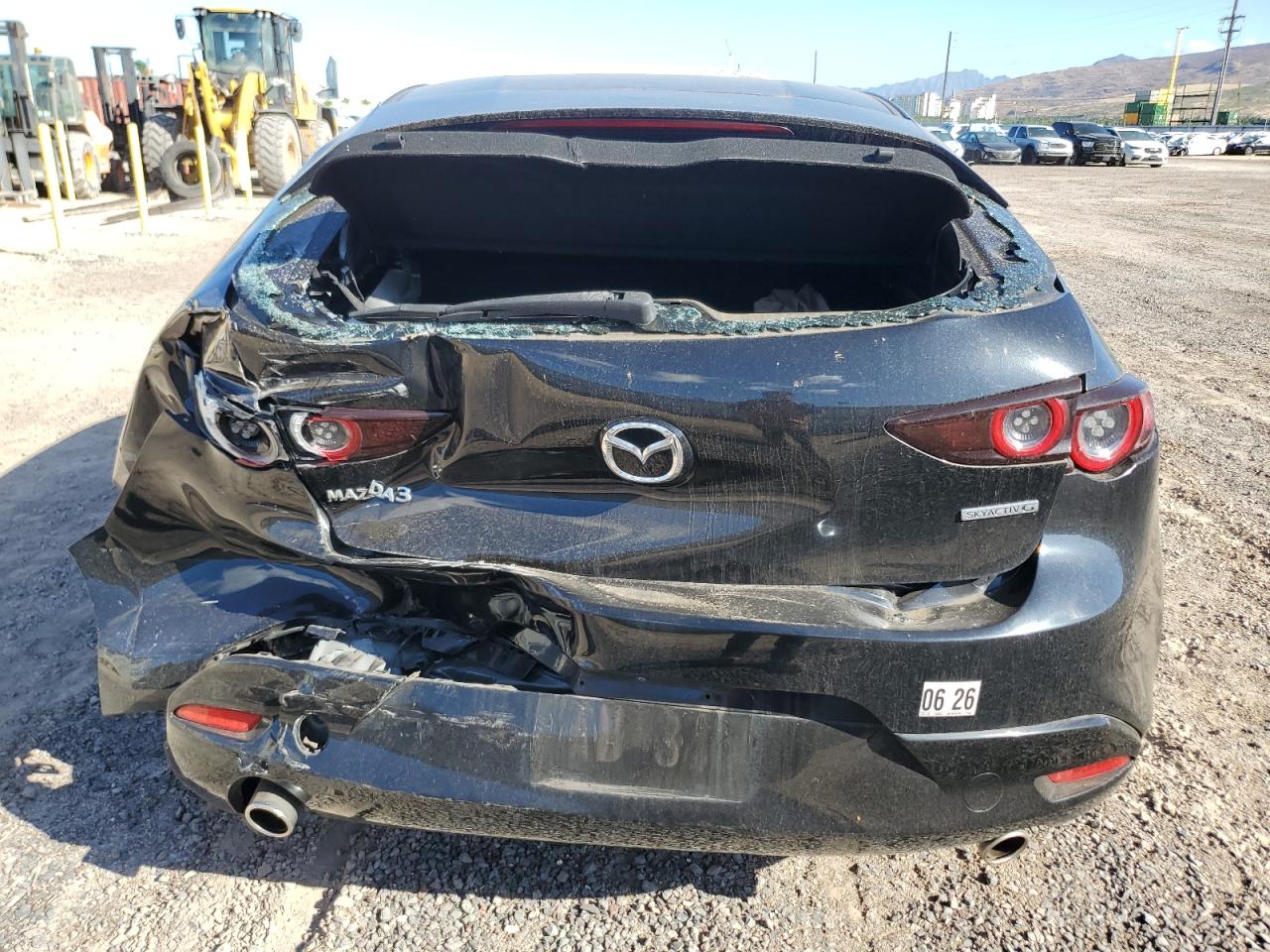 2020 Mazda 3 VIN: JM1BPALM4L1172930 Lot: 68516495