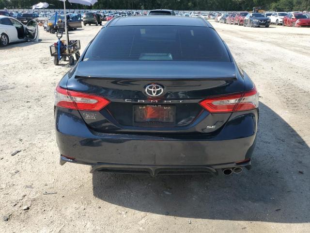  TOYOTA CAMRY 2018 Granatowy