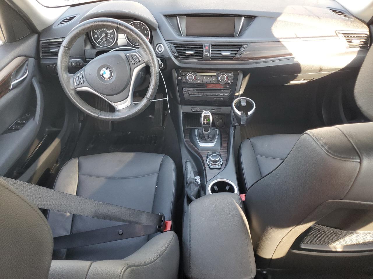 2015 BMW X1 xDrive28I VIN: WBAVL1C51FVY29954 Lot: 67088105