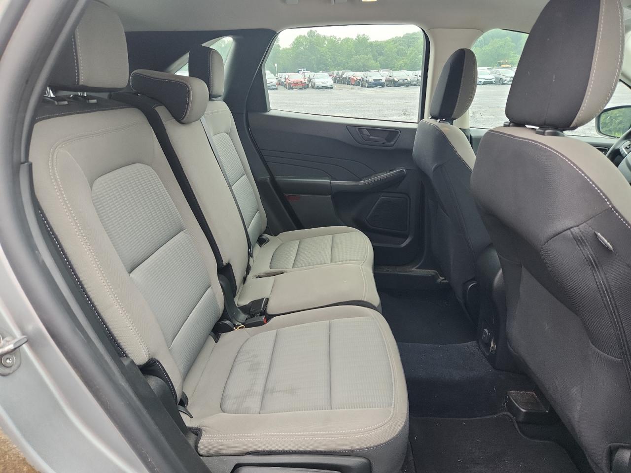 2022 Ford Escape S VIN: 1FMCU0F61NUB18051 Lot: 67727505