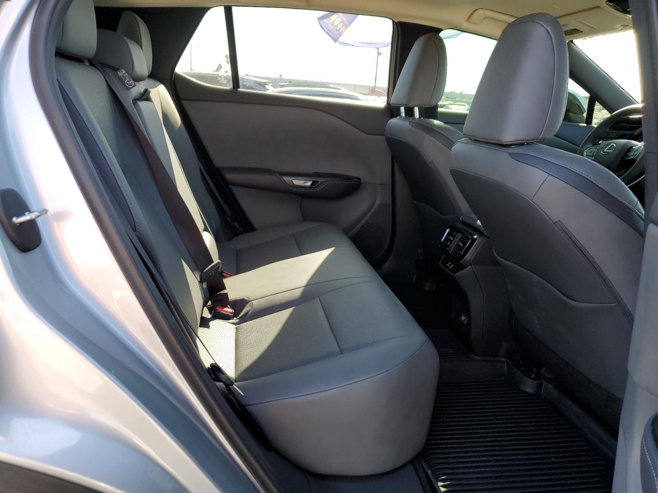 2025 Lexus Rz 300E VIN: JTJABABB8SA008201 Lot: 70900125