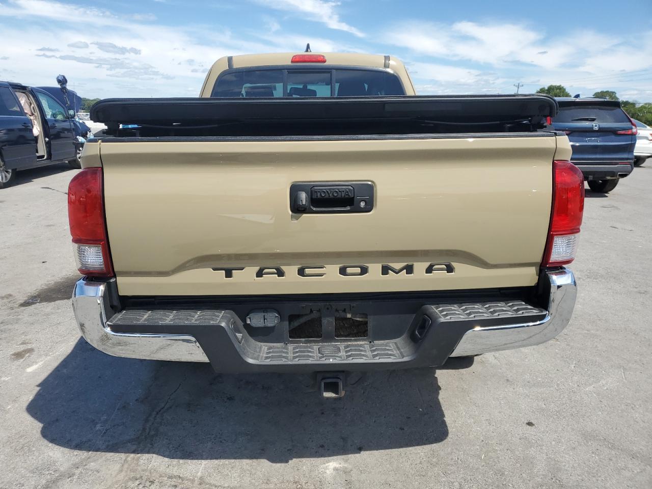 2017 Toyota Tacoma Access Cab VIN: 5TFSZ5AN0HX119627 Lot: 70090495