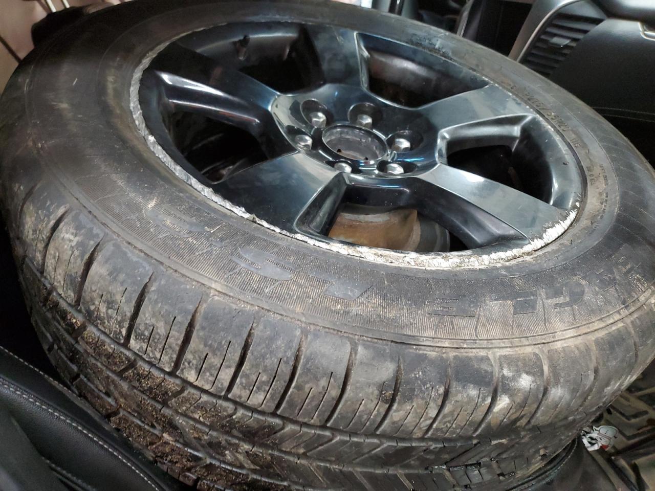 2017 Chevrolet Tahoe K1500 Lt VIN: 1GNSKBKC0HR239908 Lot: 70377025