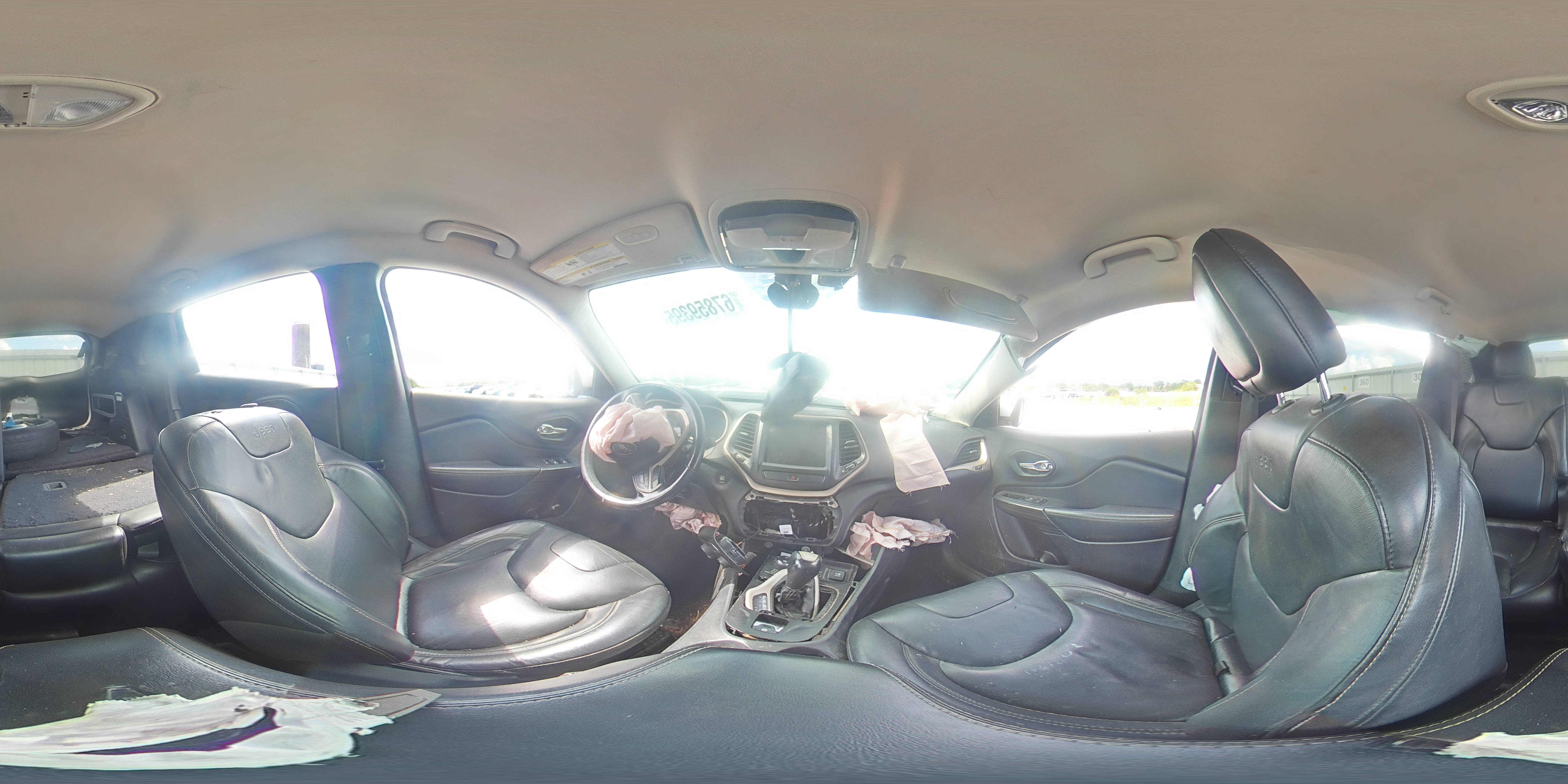 2015 Jeep Cherokee Limited VIN: 1C4PJMDBXFW737016 Lot: 67859395