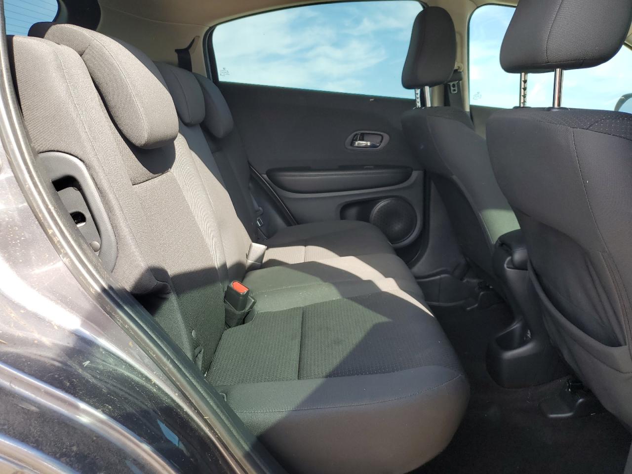 2021 Honda Hr-V Lx VIN: 3CZRU5H35MM716672 Lot: 69842495