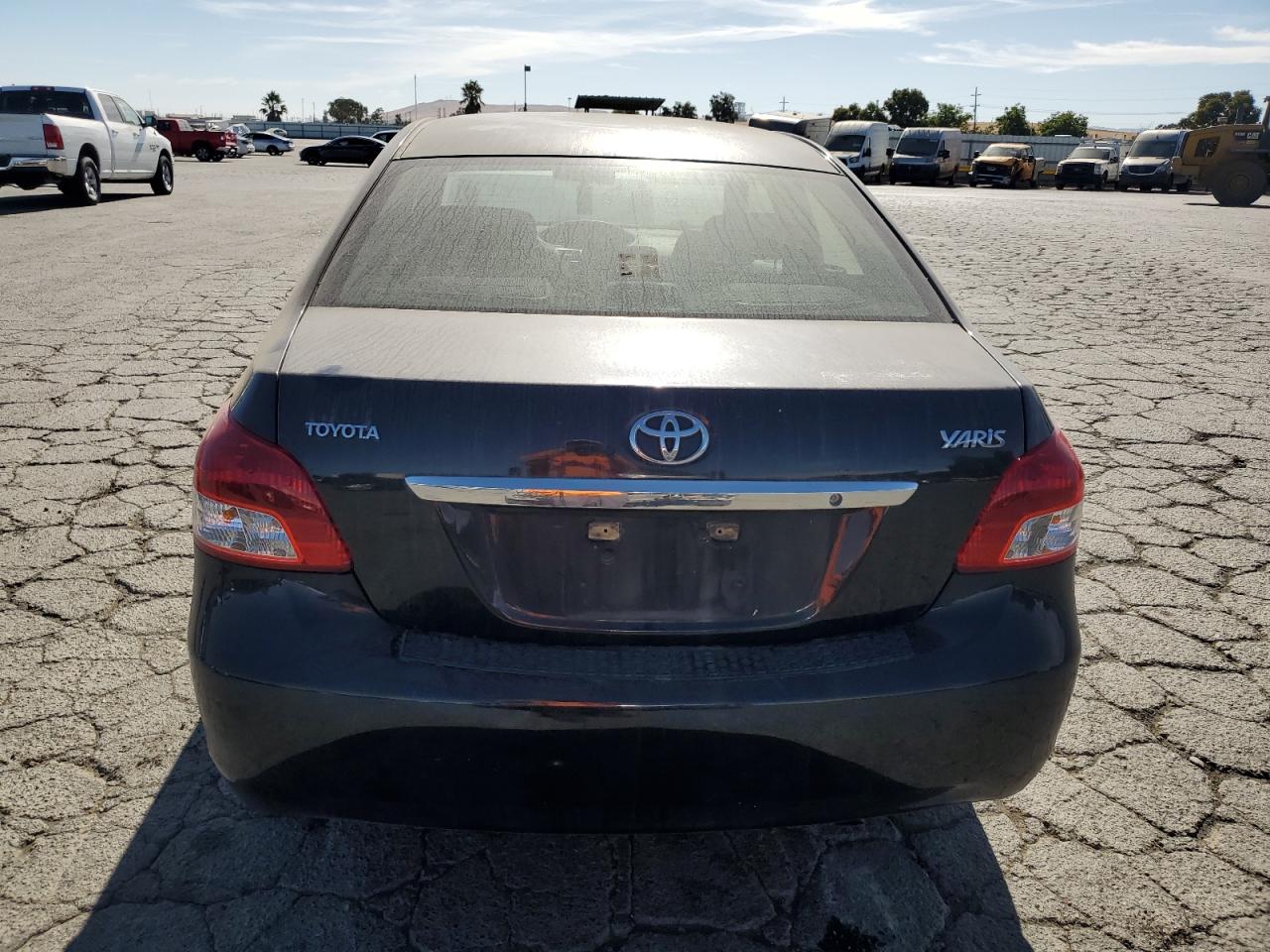 2008 Toyota Yaris VIN: JTDBT923881216972 Lot: 67860665