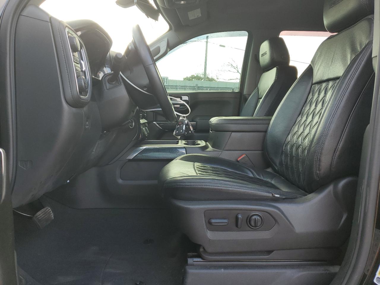 2022 Chevrolet Silverado Ltd K1500 Rst VIN: 1GCUYEEL2NZ160863 Lot: 68531335