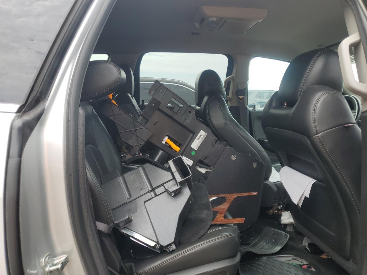 2014 Chevrolet Traverse Lt VIN: 1GNKRHKD3EJ175915 Lot: 68847145