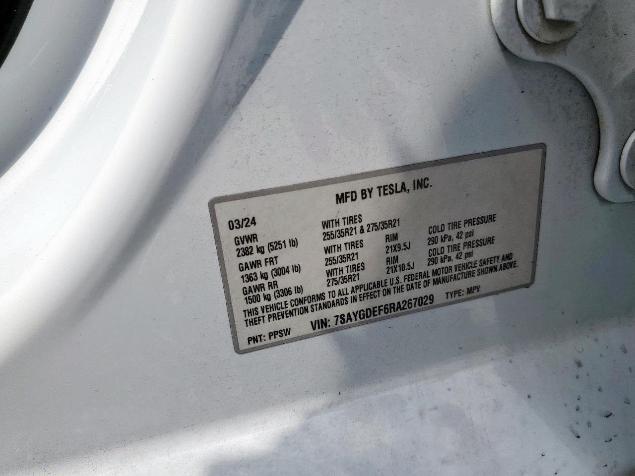 2024 Tesla Model Y VIN: 7SAYGDEF6RA267029 Lot: 70156445