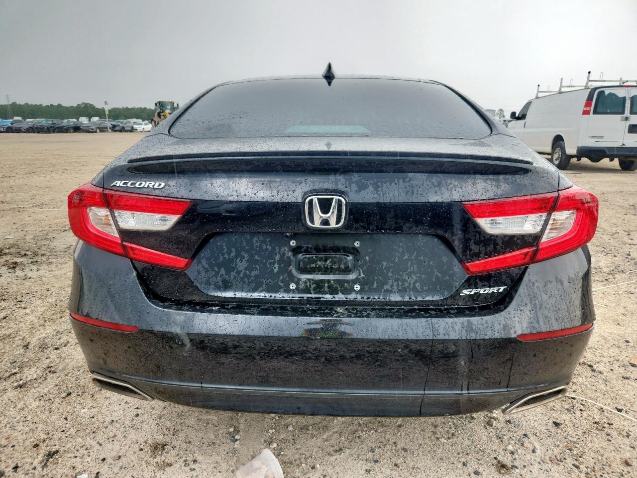 2022 Honda Accord Sport VIN: 1HGCV1F34NA084977 Lot: 69880245