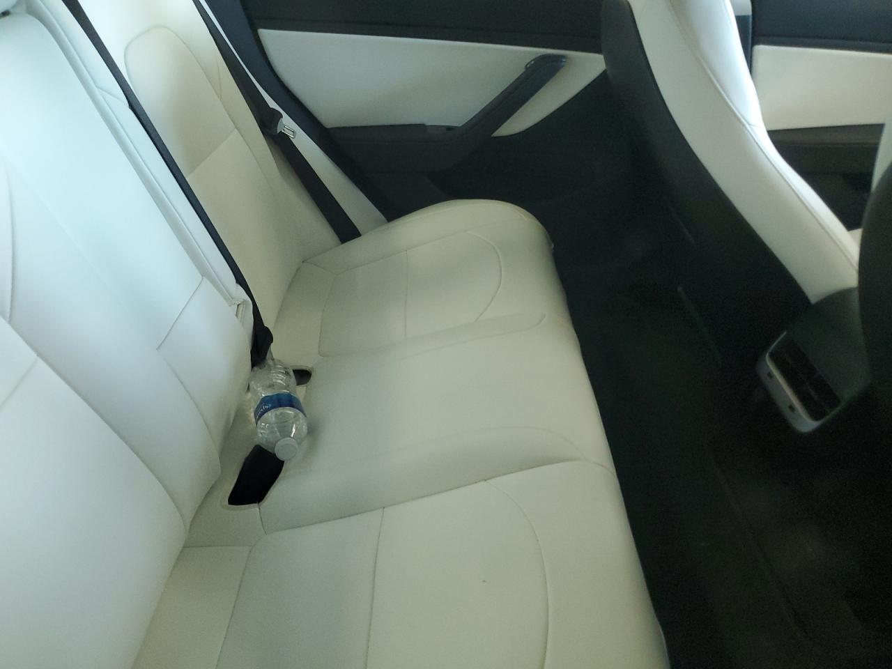 2019 Tesla Model 3 VIN: 5YJ3E1EA7KF327778 Lot: 69792855