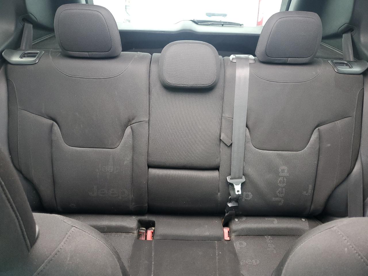 2015 Jeep Renegade Latitude VIN: ZACCJABT0FPB75762 Lot: 49872265