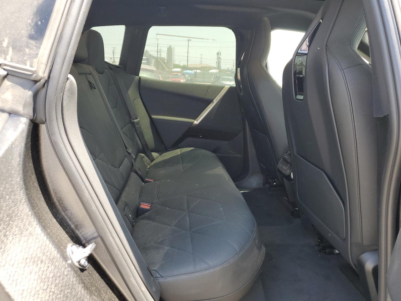 2025 BMW Ix xDrive50 VIN: WB523CF04SCT86511 Lot: 68135475