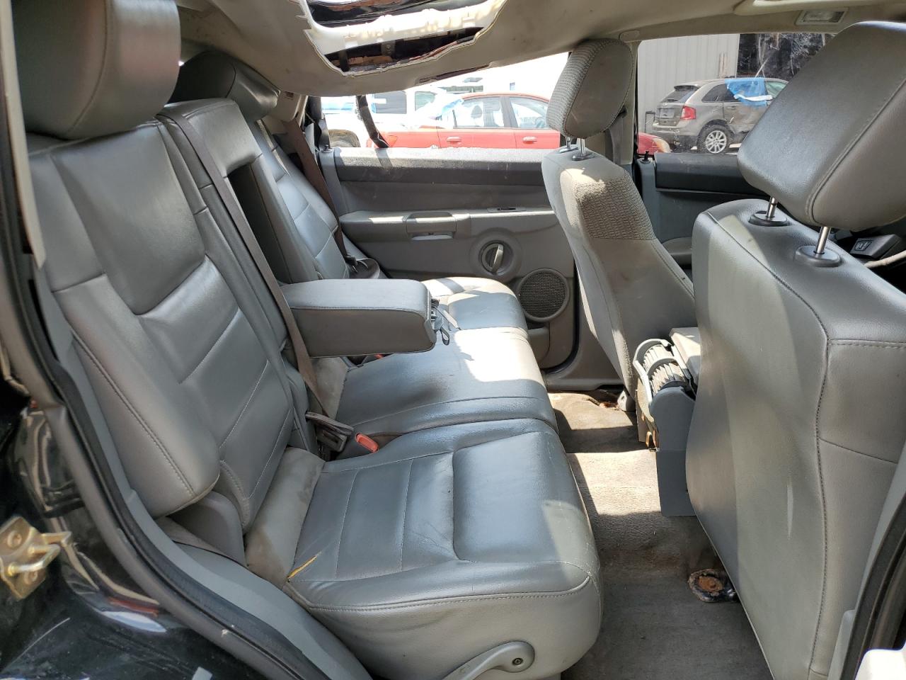 2006 Jeep Commander VIN: 1J8HH48N26C339815 Lot: 67104655