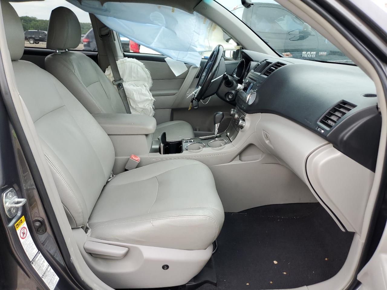 2011 Toyota Highlander Base VIN: 5TDBK3EH4BS072936 Lot: 68120485