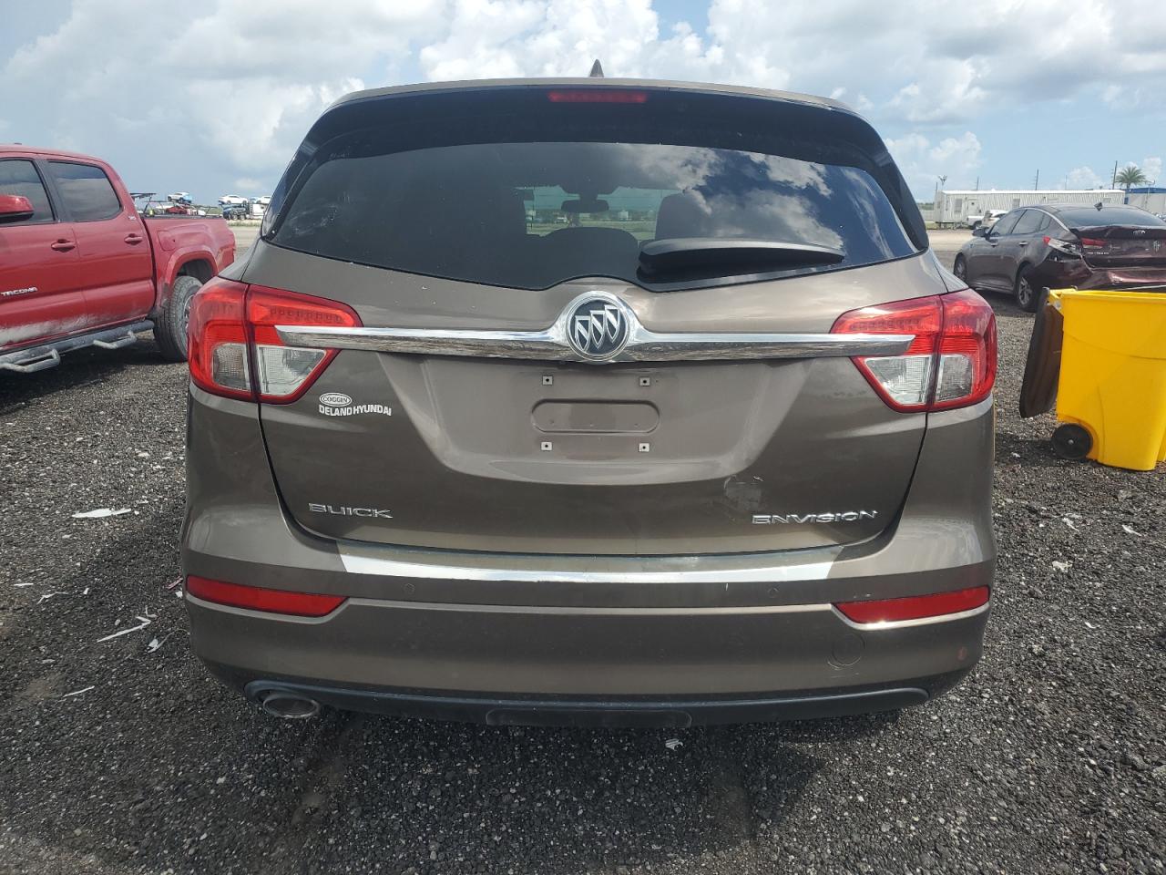 2018 Buick Envision Essence VIN: LRBFX1SA8JD007918 Lot: 68048625