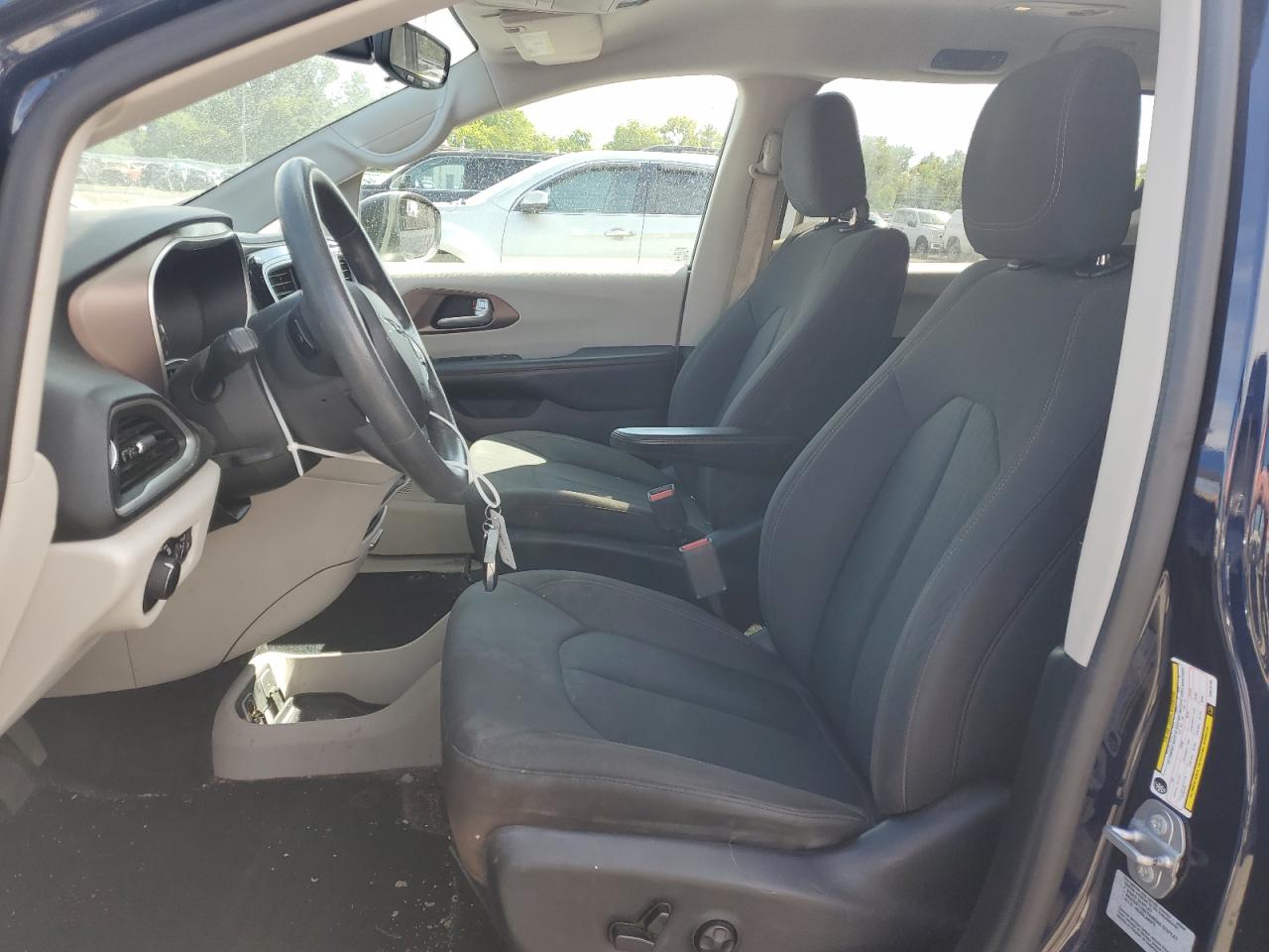 2017 Chrysler Pacifica Touring VIN: 2C4RC1DG7HR515705 Lot: 70601835